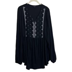 Torrid Womens Tunic Top 3X Black Embroidered Crinkle Long Sleeve V-Neck Boho